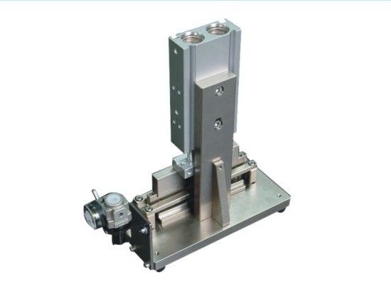 十字微調(diào)工裝